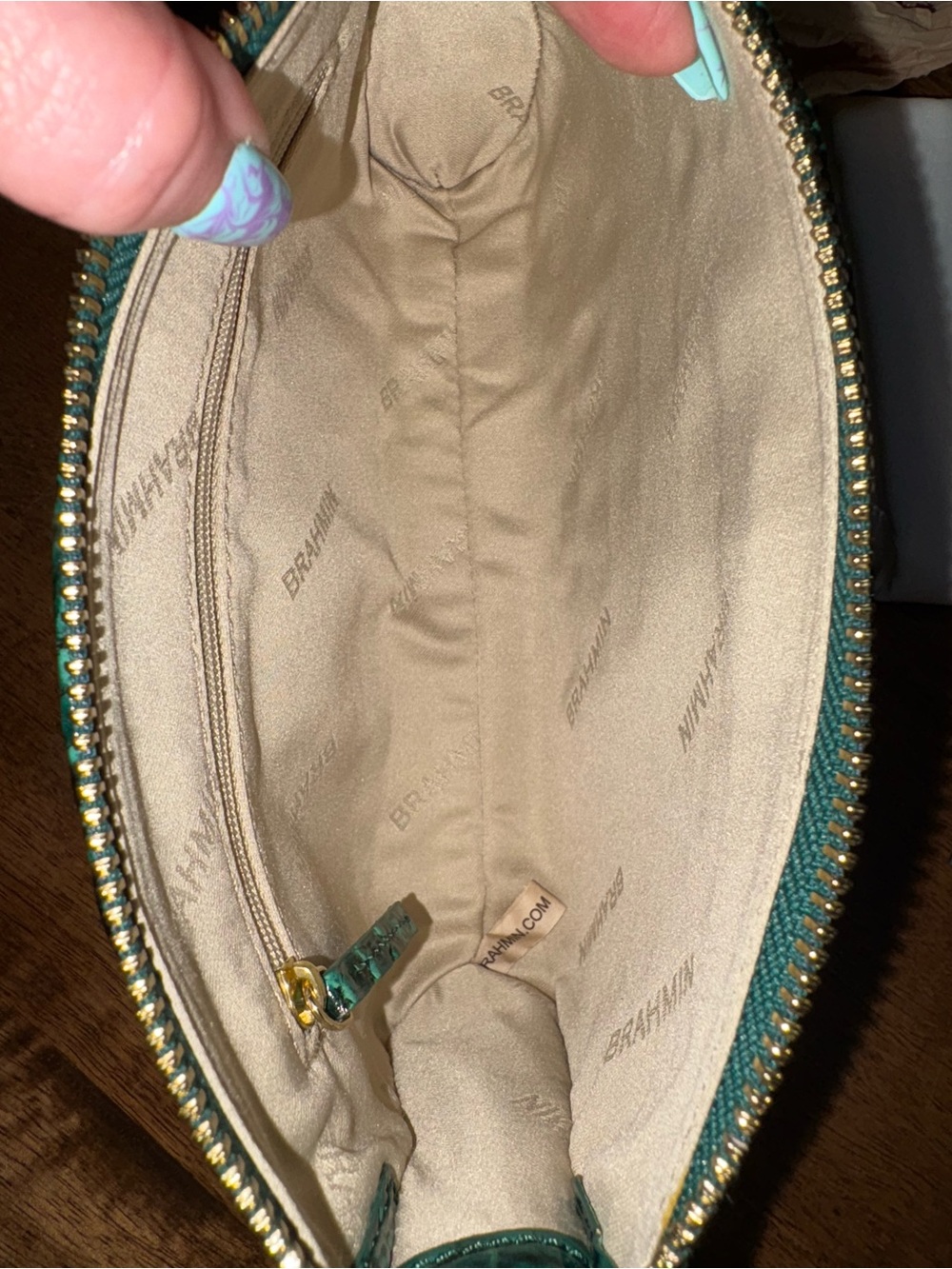 Brahmin EUC Daisy - Emerald - Like New - Back EYE - Rich Green Leather Wristlet - Picture 13 of 16